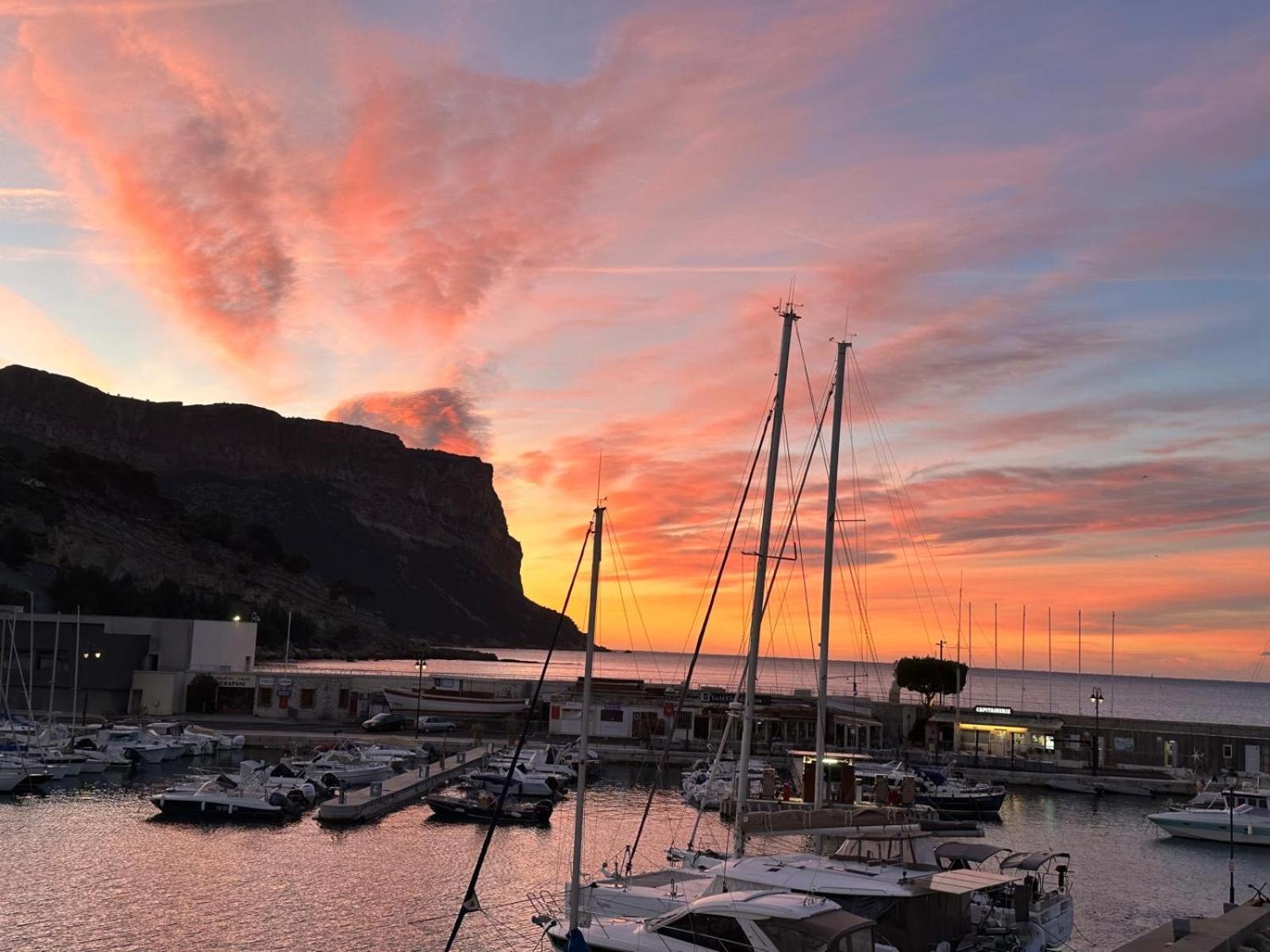 Cassis, Le Grand Bleu, Triplex Vue Mer, Port Plage 10Mn A Pieds Exteriér fotografie
